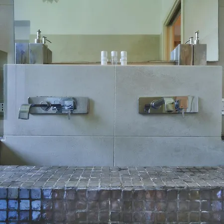 Design Loft In Magnolia Apartment Lierna